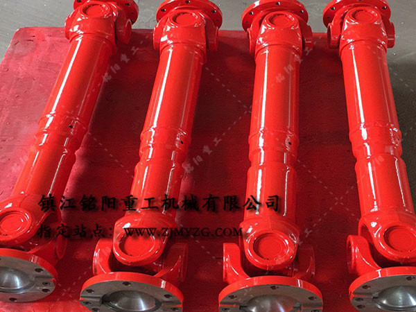 新式整體叉頭式萬(wàn)向聯(lián)軸器是冶金、軋鋼等機(jī)械設(shè)備的優(yōu)選傳動(dòng)件-萬(wàn)向聯(lián)軸器